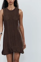 ROBE COURTE EN MAILLE CROCHET