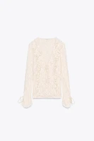 LACE RUFFLE TOP