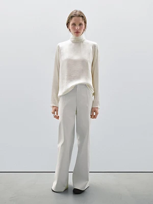 Flowing blouse with low-cut back - Studio