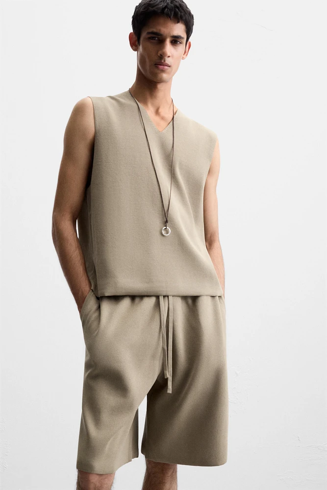 RELAXED FIT KNIT SHORTS
