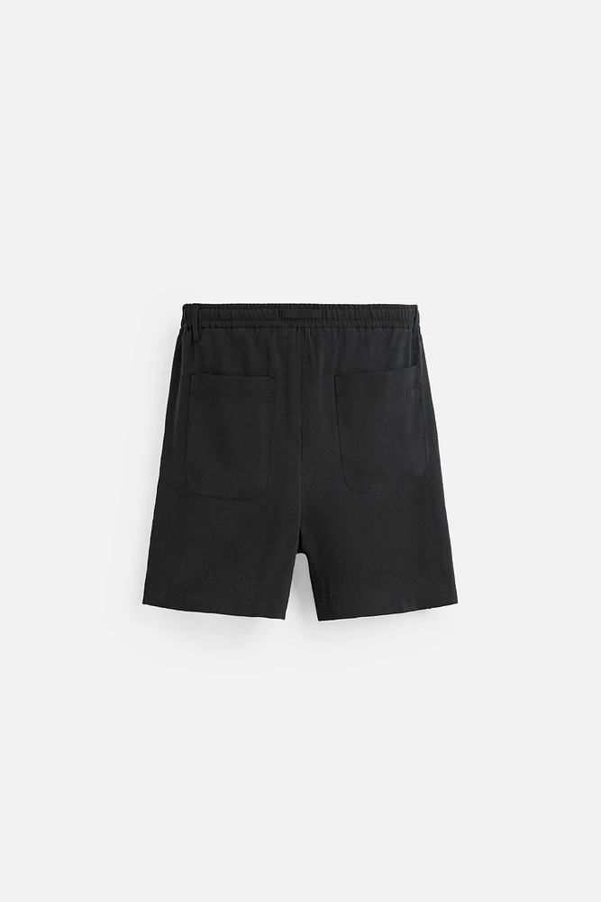BERMUDA REGULAR FIT COURTE