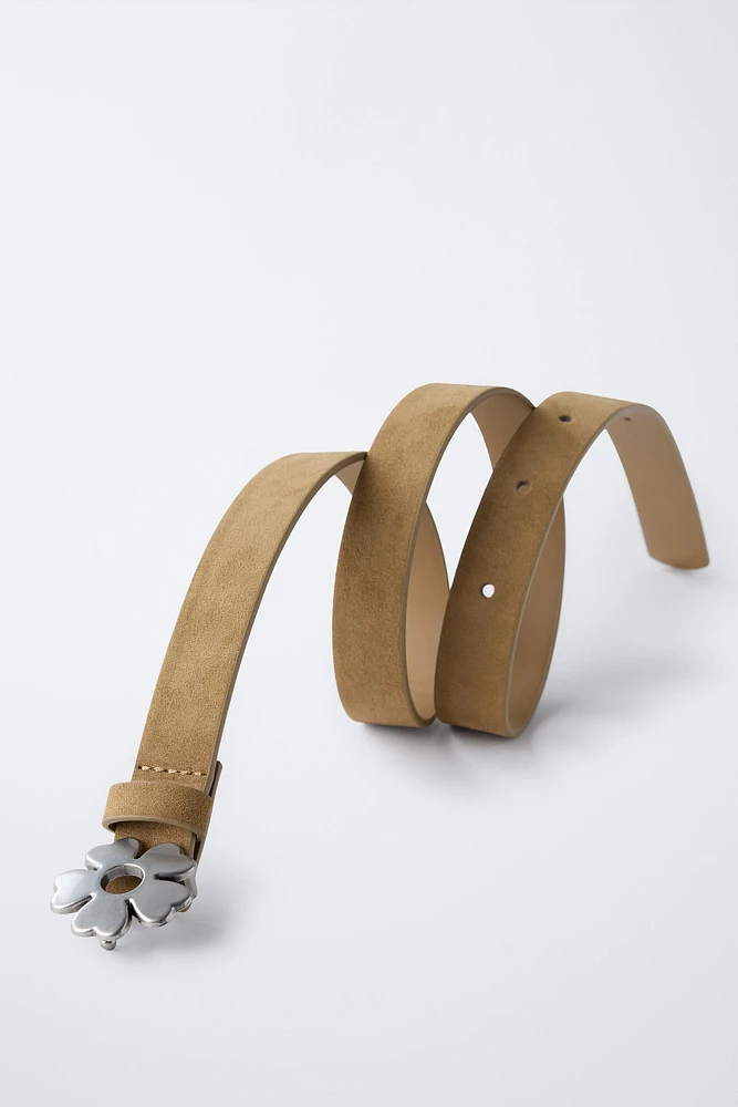 CEINTURE EFFET DAIM AVEC BOUCLE FLEUR