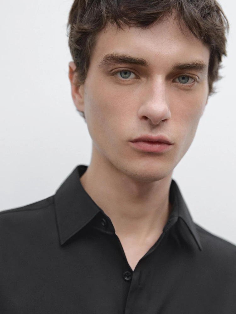 Slim fit stretch shirt