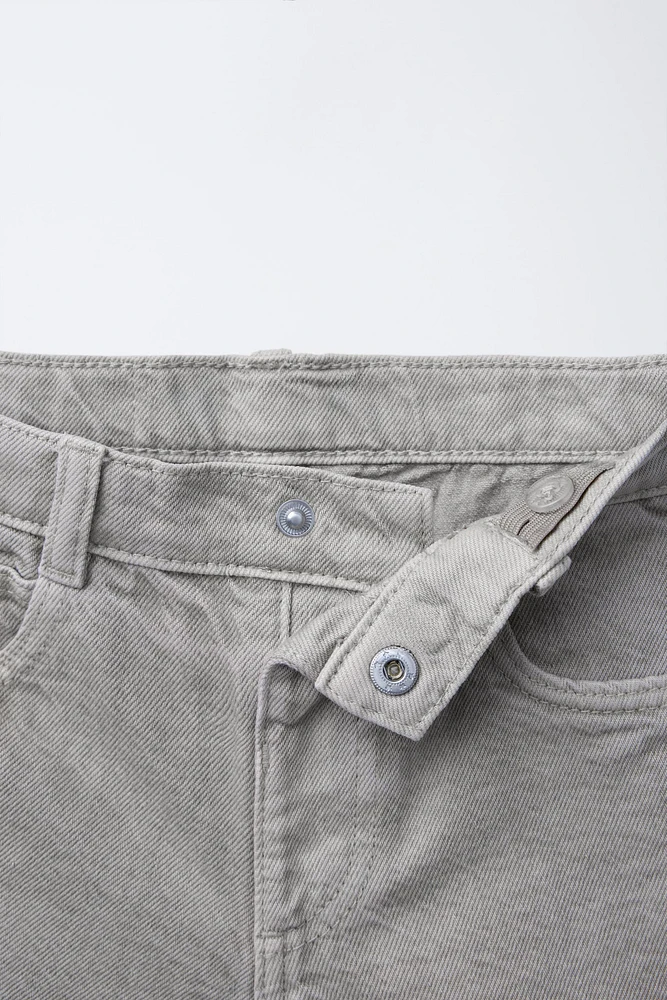 SERGED SKATER SHORTS