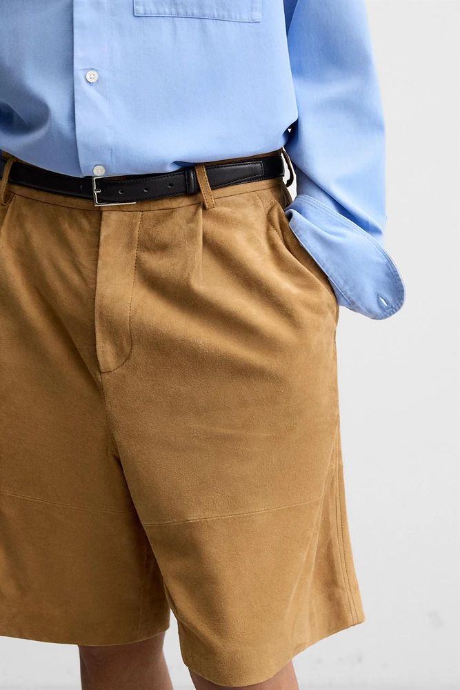 PLEATED SUEDE SHORTS