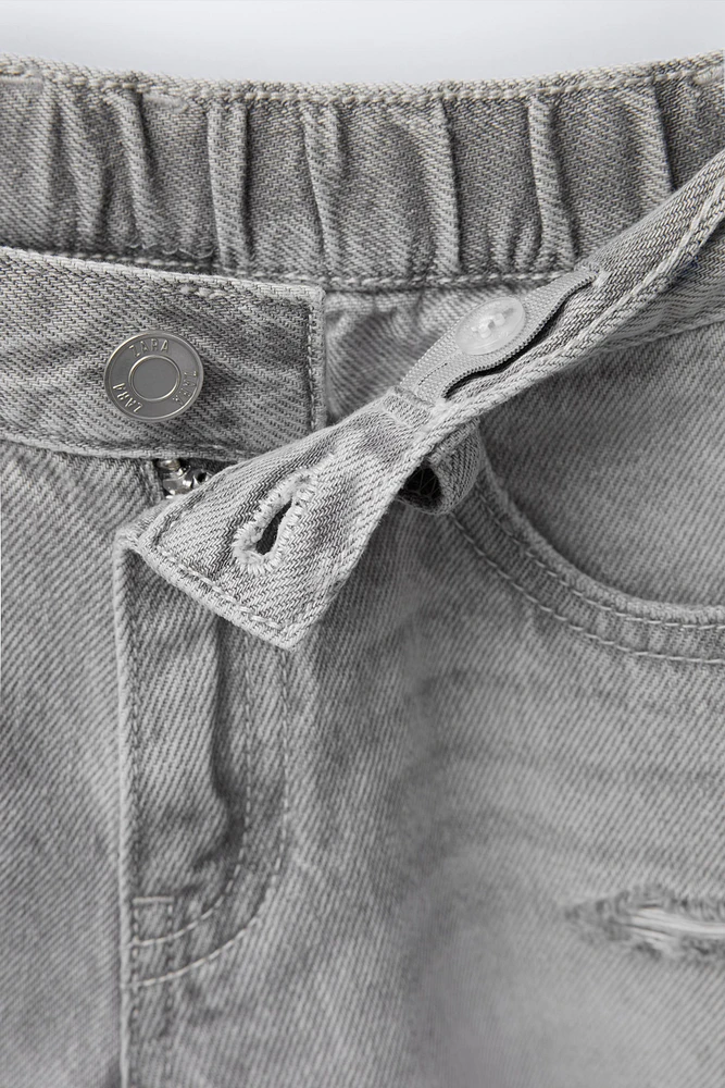 RIPPED DENIM SHORTS