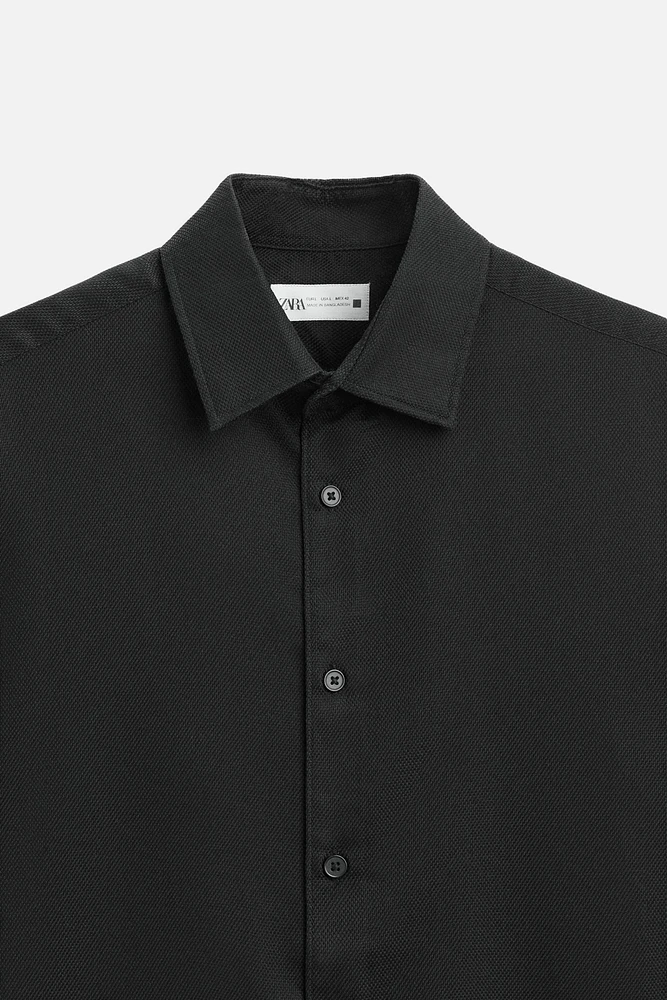 EASY CARE TEXTURED SHIRT