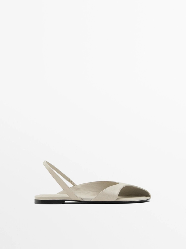 Ballerines asymétriques