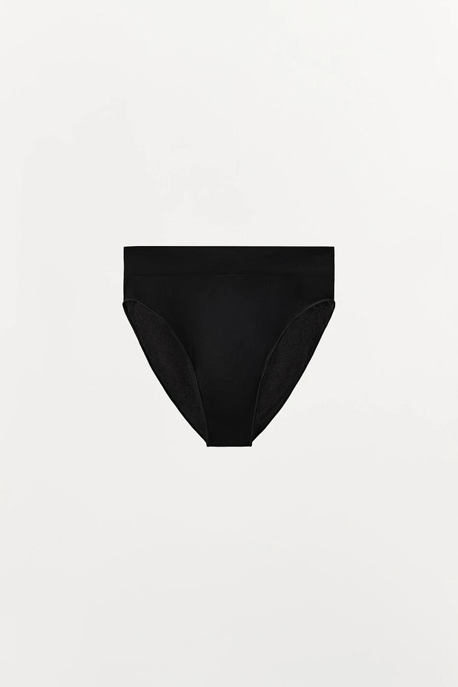 HIGH-WAISTED PANTIES