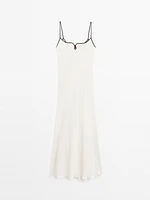 Robe midi style nuisette satinée