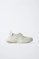 OPEN SNEAKERS
