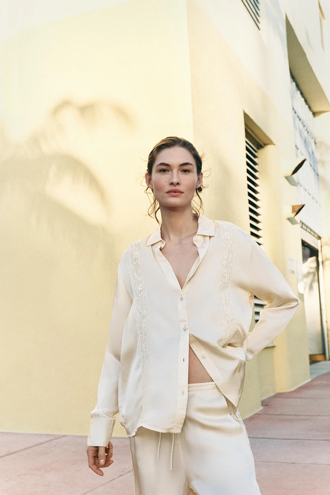 LACE SATIN BLOUSE