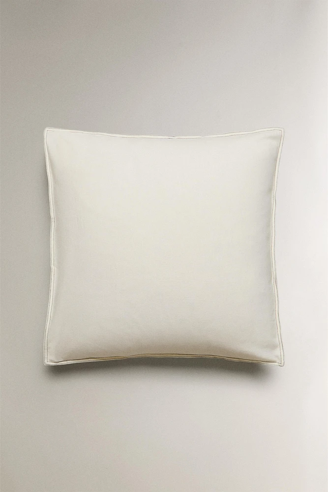 PILLOWCASE WITH BACKSTITCHING