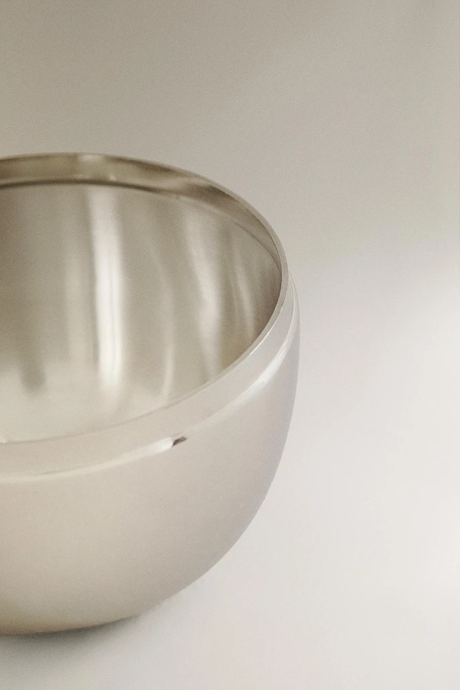 SMALL ROUND METAL BOX