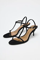 SANDALES À TALONS ET BRIDES