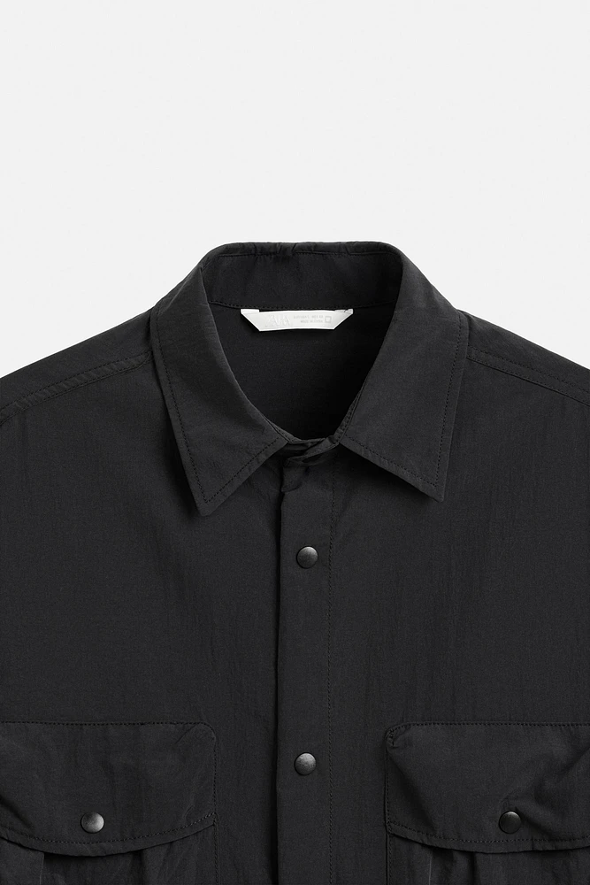 FLOWY UTILITY POCKET SHIRT