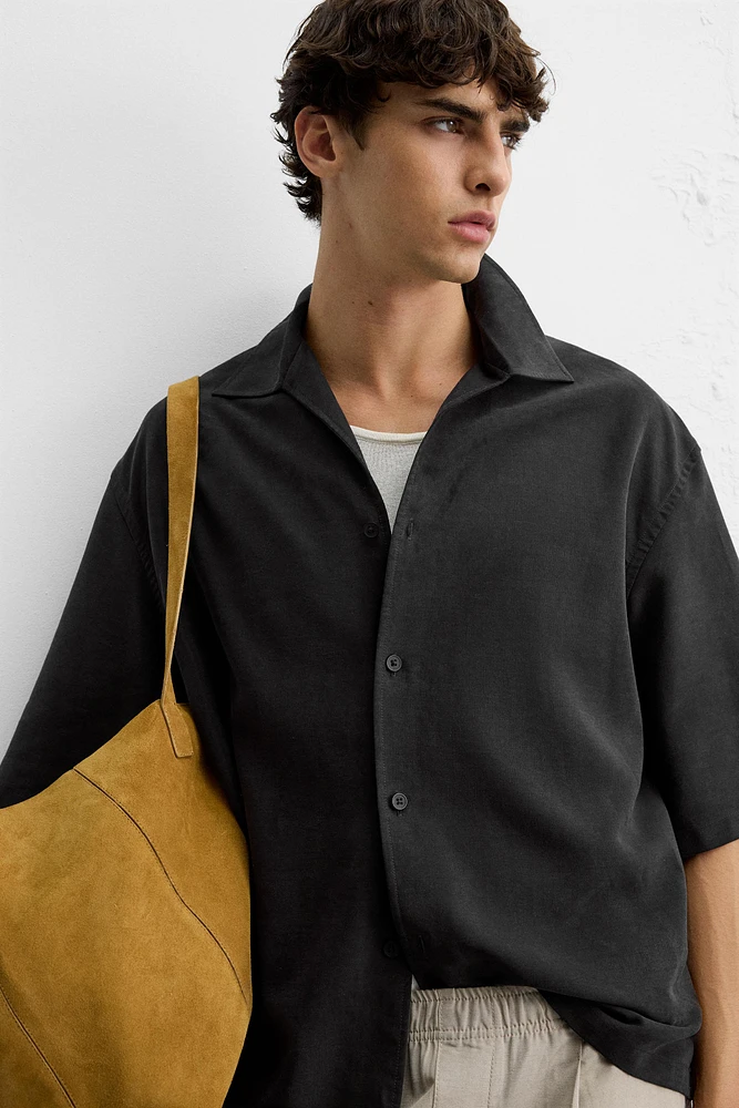 RELAXED FIT FLUID SHIRT