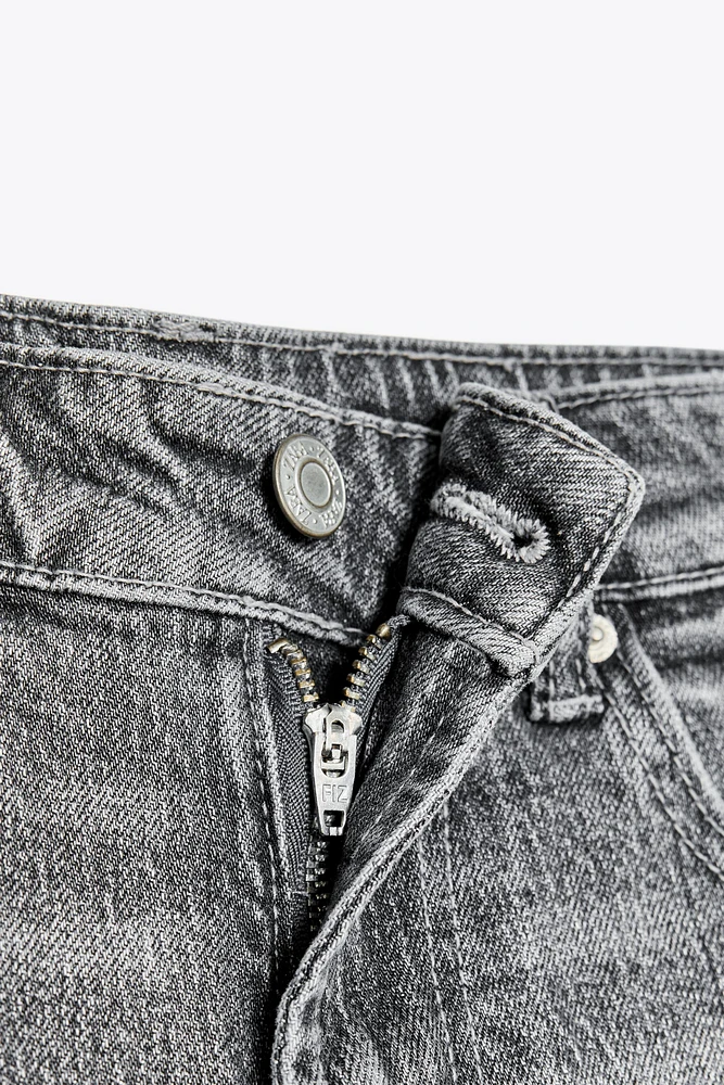 TRF HIGH-WAISTED MOM FIT DENIM SHORTS