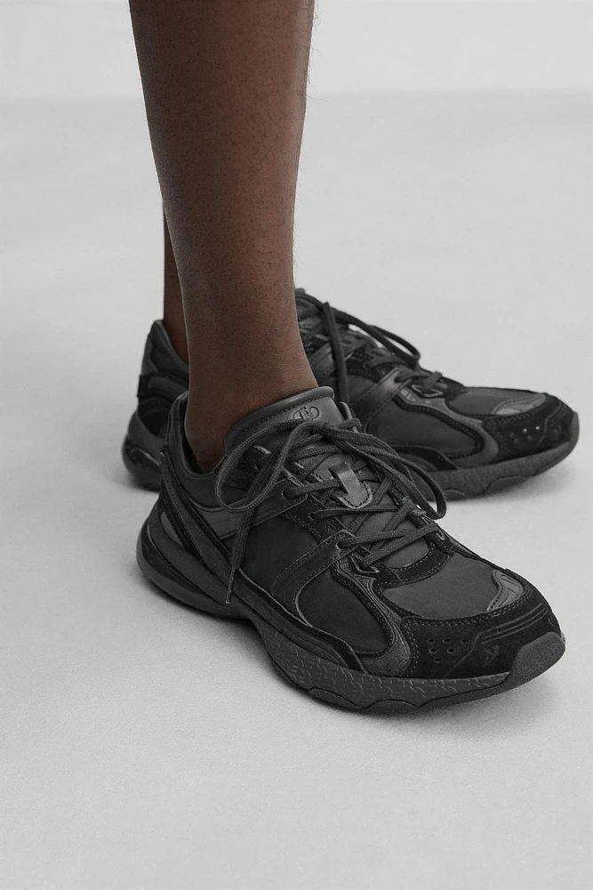 MONOCHROME SNEAKERS