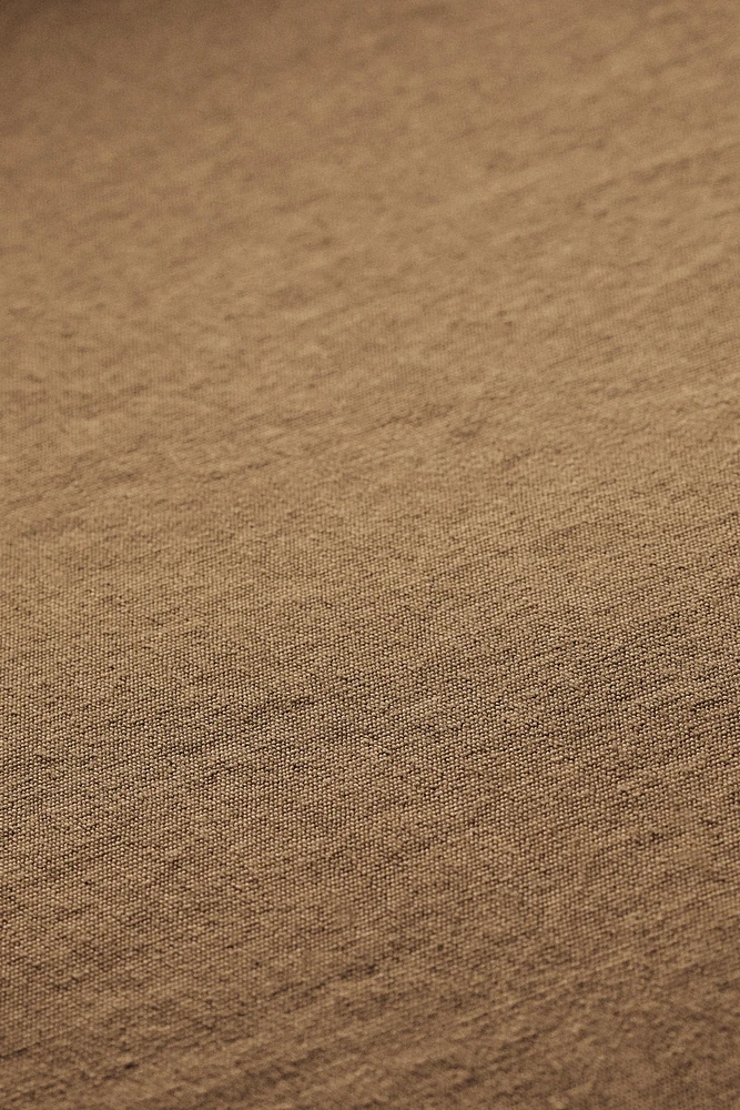 WASHED LINEN POUF