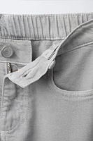 CARGO JEANS WITH POCKETS