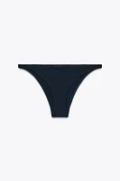 BIKINI BOTTOM