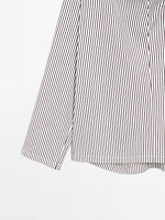 Blouse with neckline drawstring and appliqué