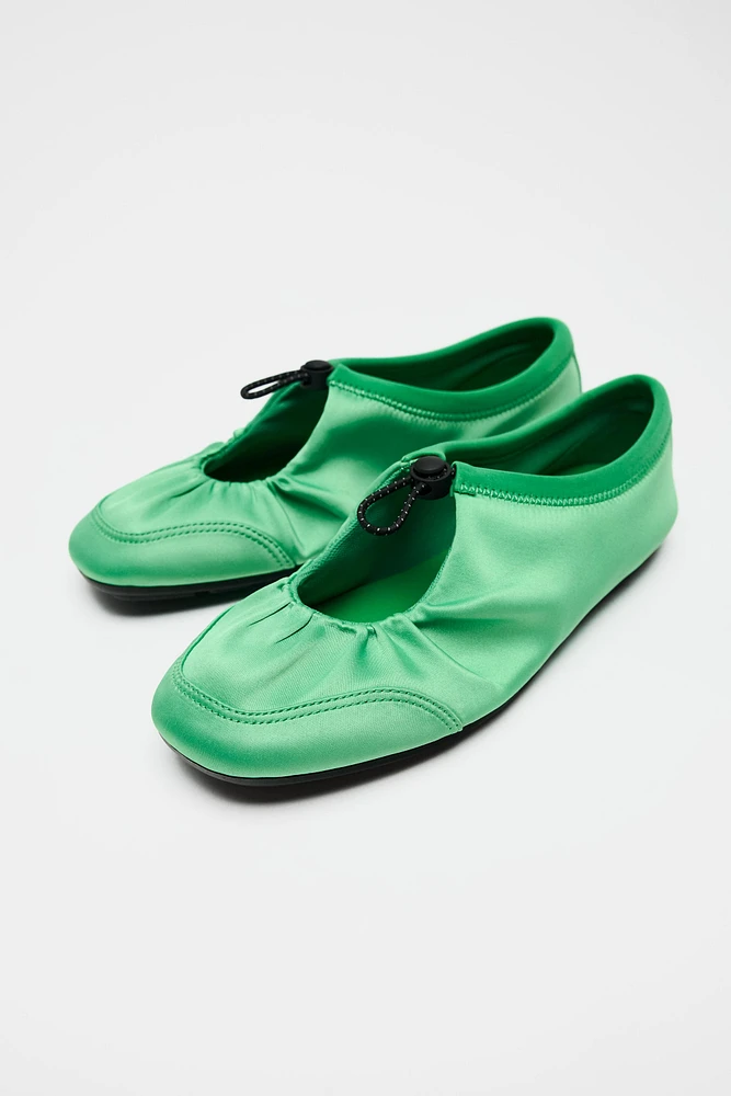 SATIN EFFECT RUCHED BALLET FLATS