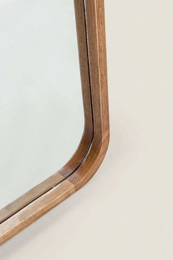 LARGE FULL LENGTH MIRROR WITH ROUNDED FRAME