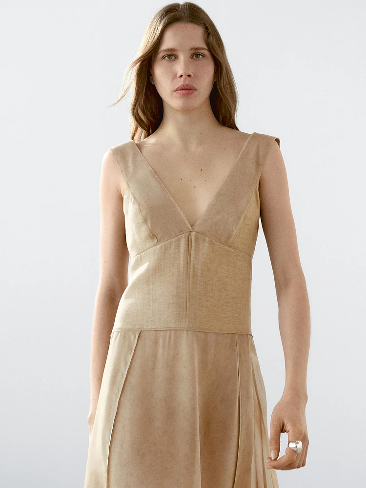 Flowing V-neck midi dress