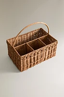 PICNIC HAMPER WITH A RATTAN HANDLE
