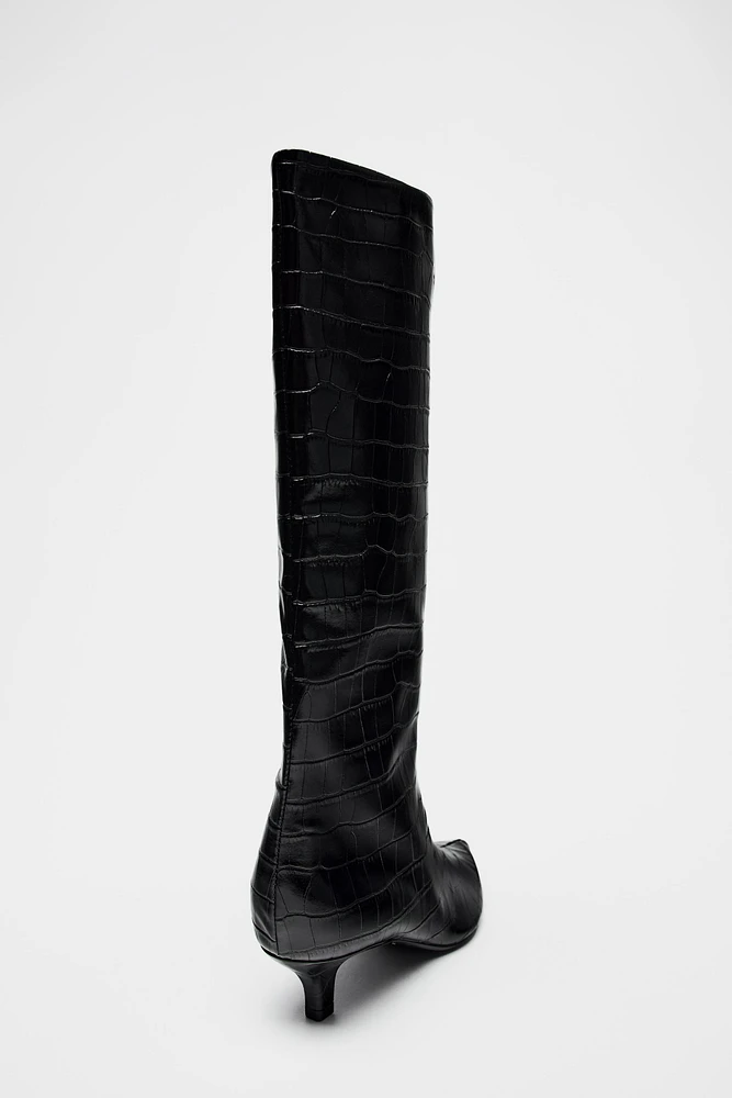 BOTTES À TALONS KITTEN ET EFFET CROCO