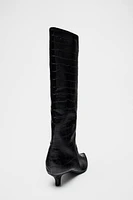 BOTTES À TALONS KITTEN ET EFFET CROCO