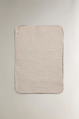 CHILDREN’S WARM MOON BLANKET
