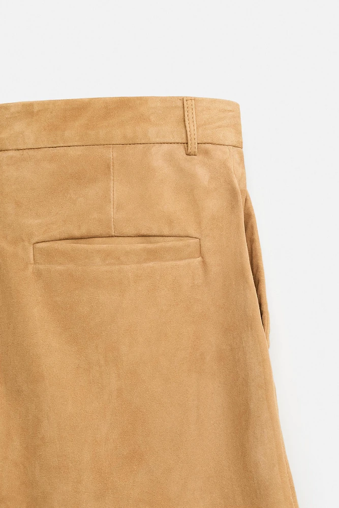 PLEATED SUEDE SHORTS