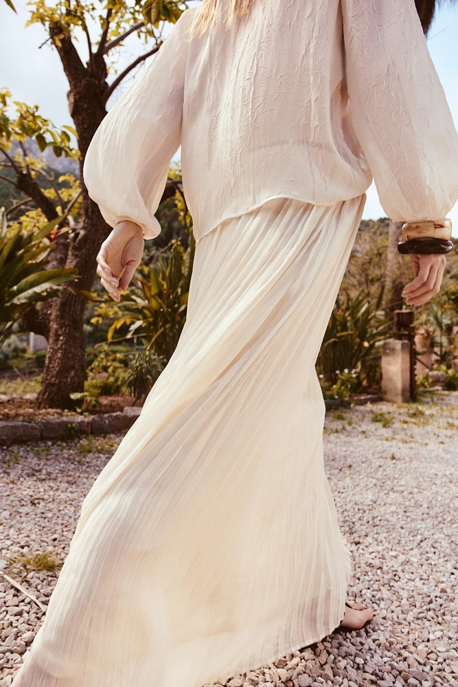 FLOWY SKIRT WITH BELT