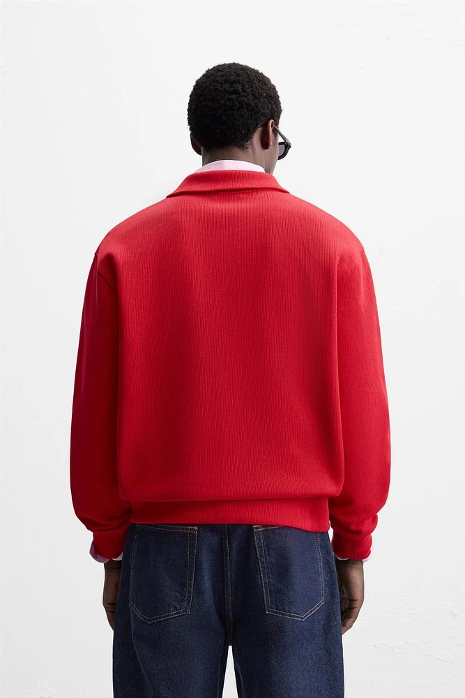 TEXTURED ZIP SWEATSHIRT
