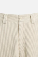 PANTALON COUPE LARGE EN VELOURS CÔTELÉ