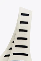 TOP EN MAILLE À RAYURES