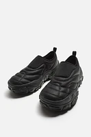 LACELESS QUILTED SNEAKERS