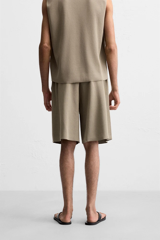 RELAXED FIT KNIT SHORTS