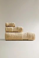 BATH TOWEL WITH MARBLE BORDER