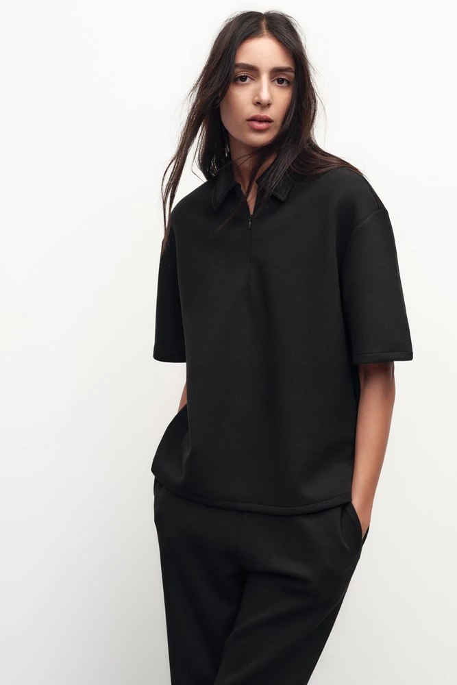 ZIP POLO COLLAR TOP