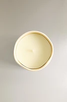 (150 G) WHITE PETALS SCENTED CANDLE