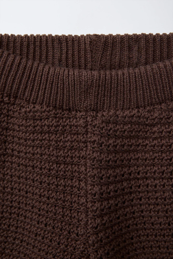 SHORT EN MAILLE À MARGUERITES