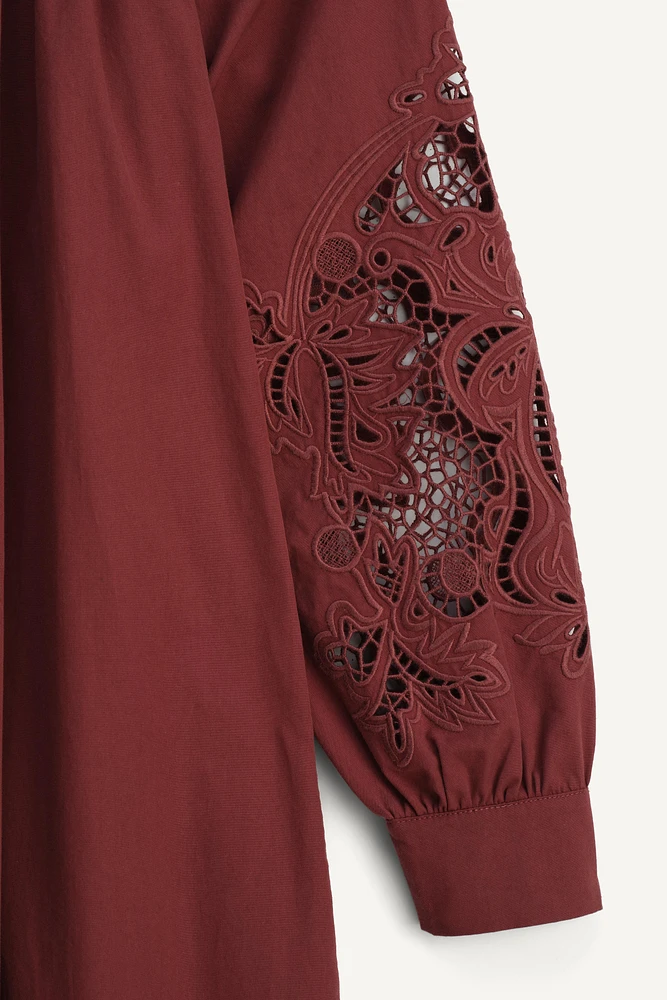ROBE EN POPELINE BRODÉE ÉDITION LIMITÉE