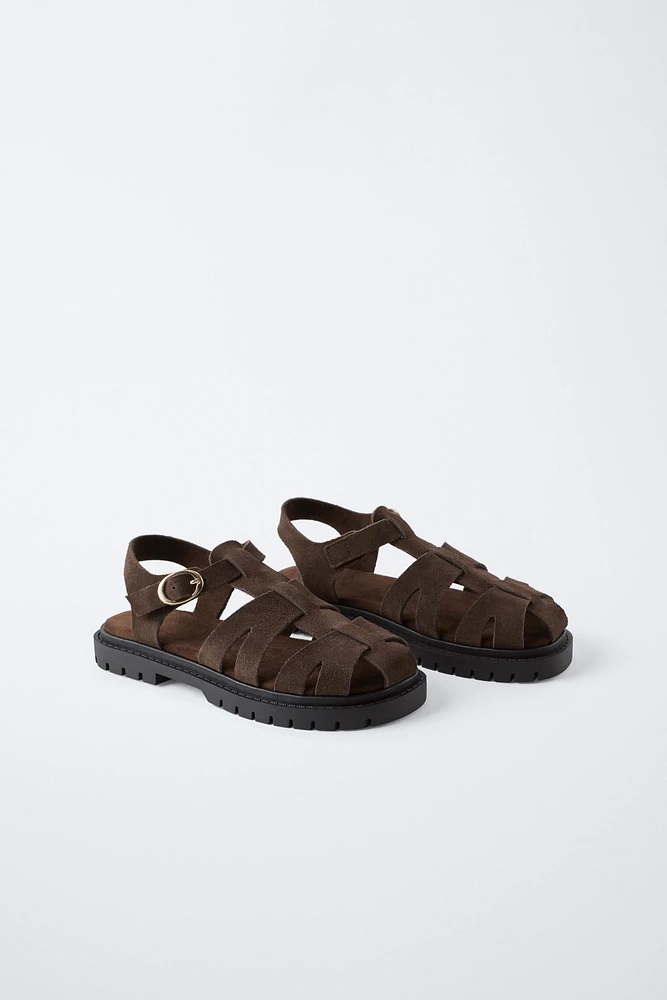 SUEDE FISHERMAN SANDALS
