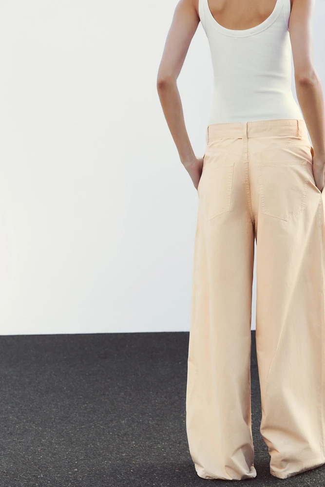 PANTALON AVEC CEINTURE ET PINCES