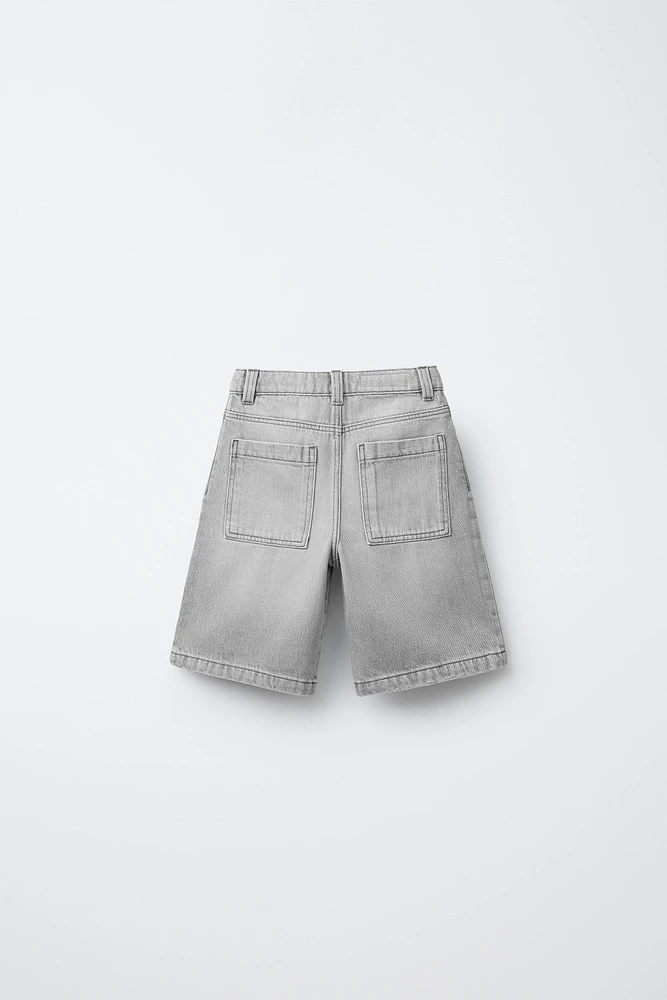 WIDE FIT DENIM SHORTS