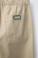 PANTALON COUPE CAROTTE À POCHES